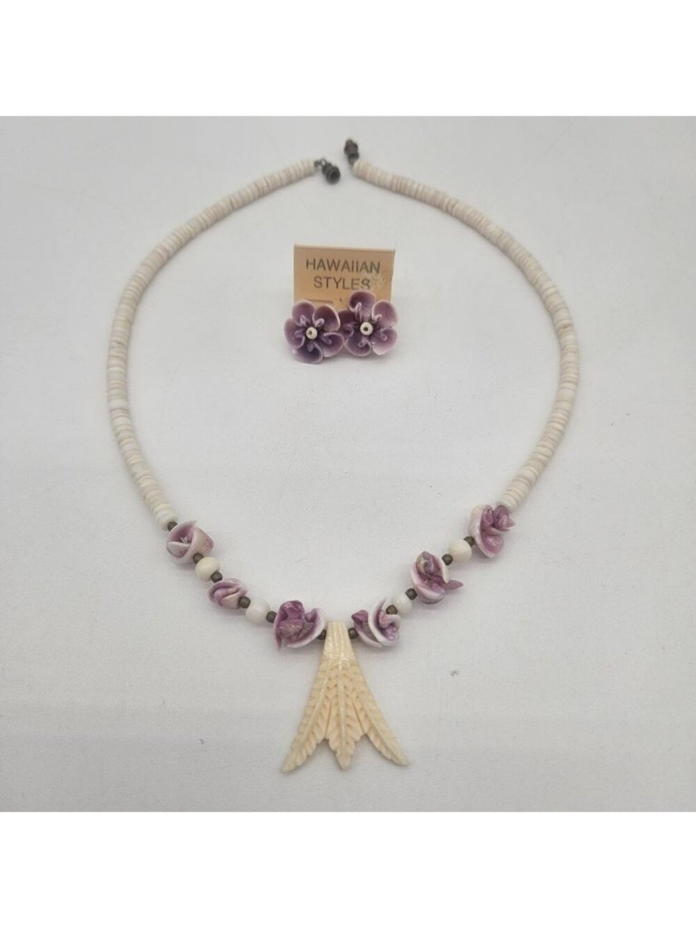 Puka Shell Purple Carved Shell Pendant Necklace & Flower Earrings